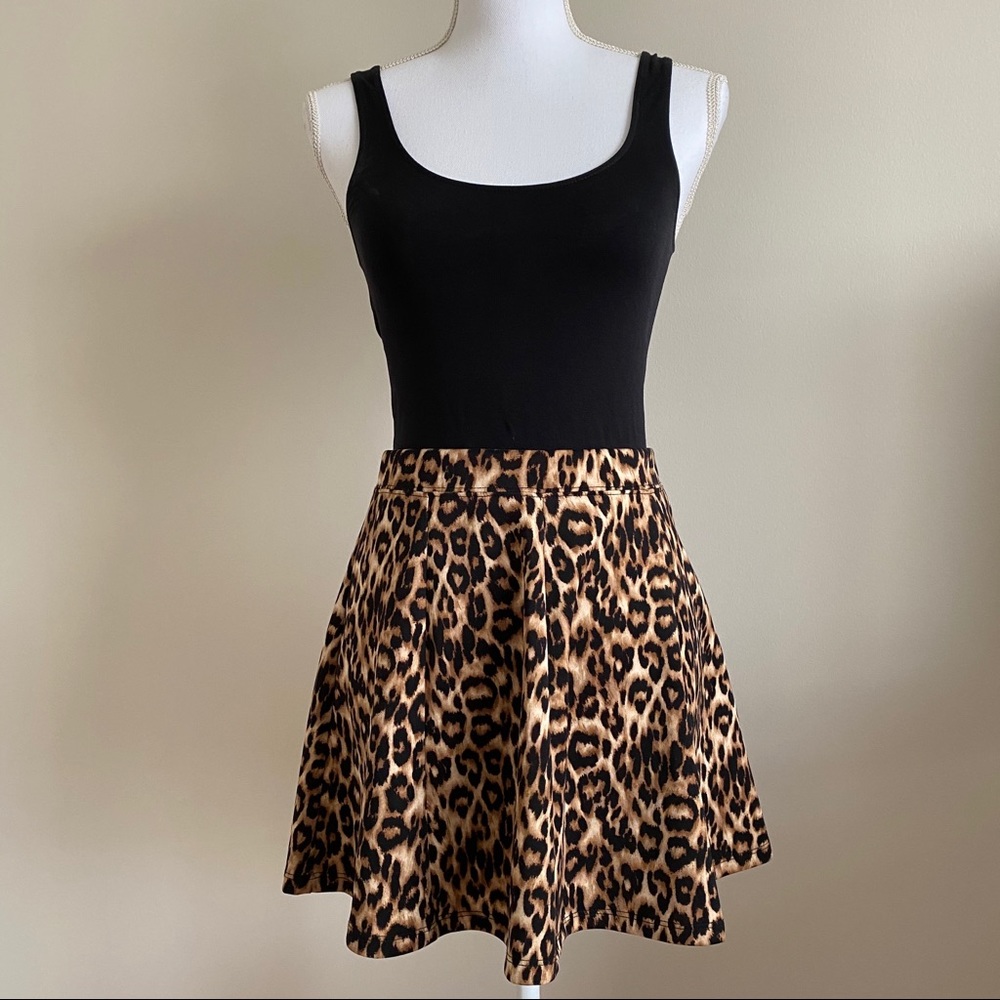 Forever21 Leopard/Cheetah Scuba Skater Mini Skirt